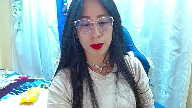 Gia leinn online show from 11/22/25, 12:43