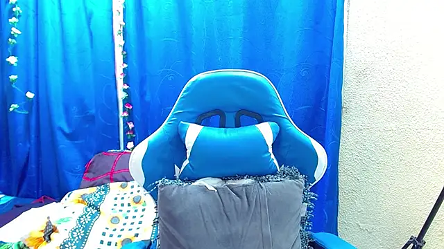 Gia leinn online show from 04/13/26, 09:30