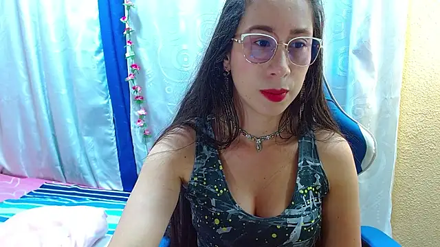 Gia leinn online show from 01/19/26, 02:54