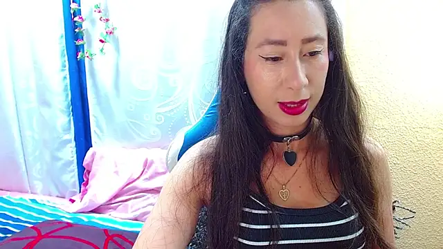 Snapshot of Gia_leinn chatting on 10/12/25, 07:59 Gia leinn online show from 10/12/25, 07:59