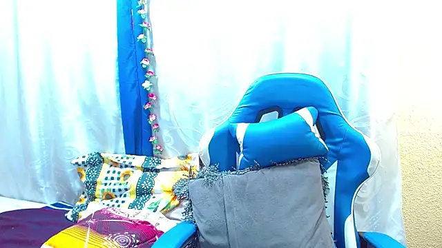 Gia leinn online show from 03/02/26, 02:02