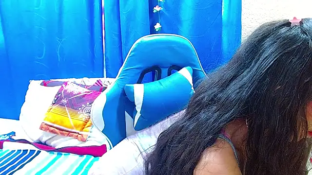Gia leinn online show from 07/05/26, 02:24