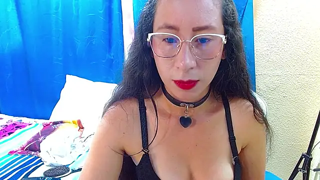 Gia leinn online show from 06/02/26, 01:22