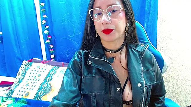 Gia leinn online show from 04/12/26, 03:04