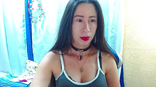 Gia leinn online show from 11/01/25, 04:12