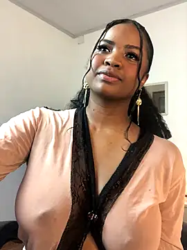 ValerieBlakee online show from 10/05/25, 12:29