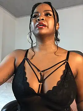 Snapshot of ValerieBlakee chatting on 07/06/26, 10:34 ValerieBlakee online show from 07/06/26, 10:34