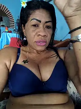 Tocameamor online show from 10/31/25, 06:48