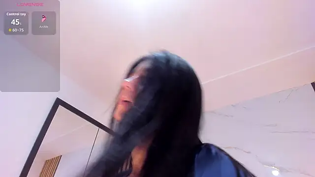 Madyson18 online show from 07/05/26, 06:37