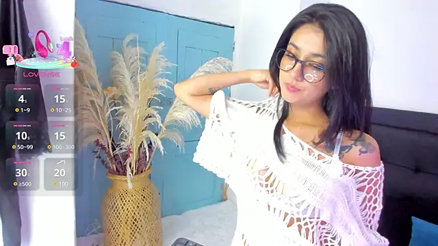 Madyson18 online show from 03/18/25, 02:51