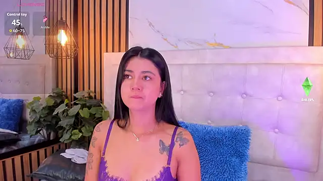 Madyson18 online show from 06/03/26, 11:33