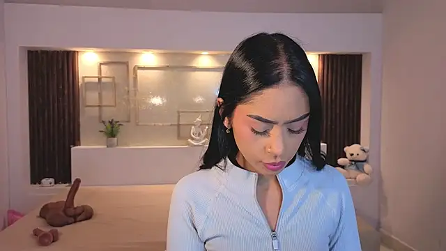 ChloeMoon9 online show from 10/27/25, 12:39