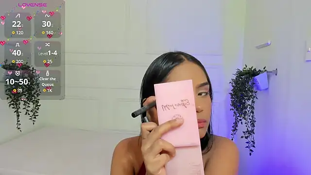 ChloeMoon9 online show from 03/16/25, 12:00