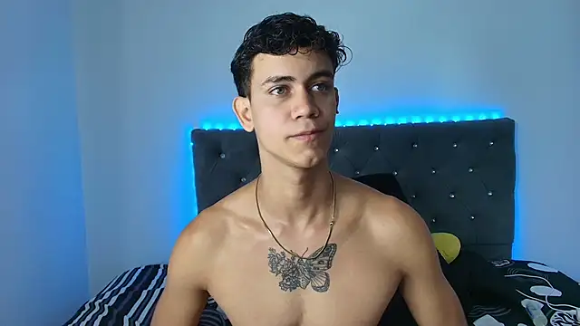 Maximiliano  Fire online show from 09/18/25, 07:06