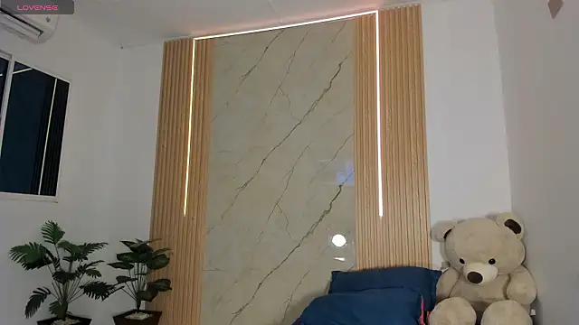 flor herrera01 online show from 04/02/26, 06:31