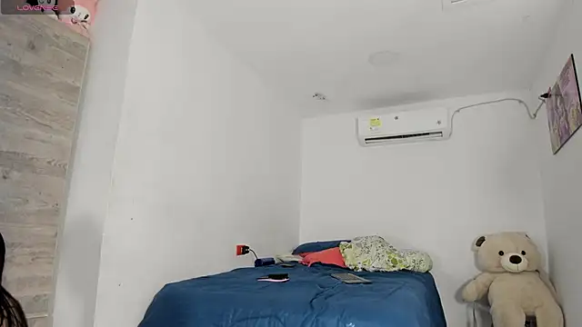 flor herrera01 online show from 02/14/26, 04:56