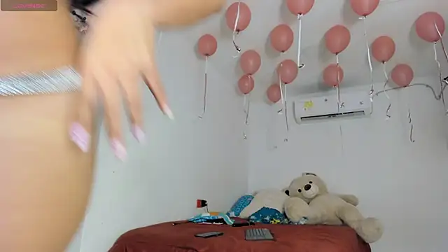 flor herrera01 online show from 01/14/26, 06:39