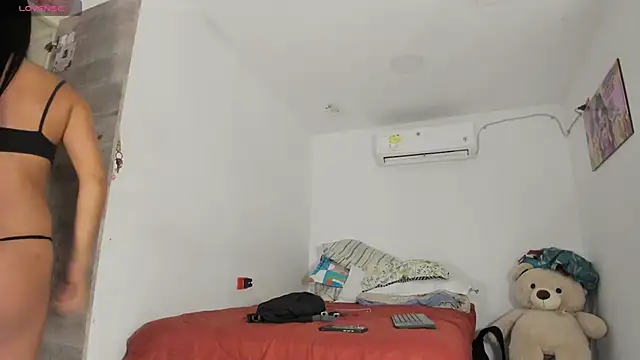 flor herrera01 online show from 03/14/26, 03:45