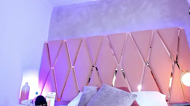 Emily Black1 online show from 03/14/25, 10:05