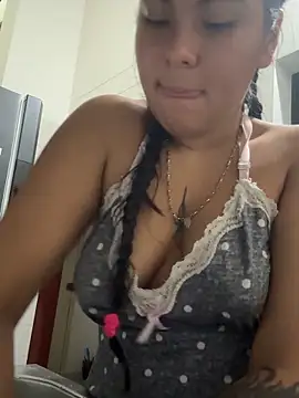 Snapshot of Emily_Black1 chatting on 02/02/26, 01:15 Emily Black1 online show from 02/02/26, 01:15