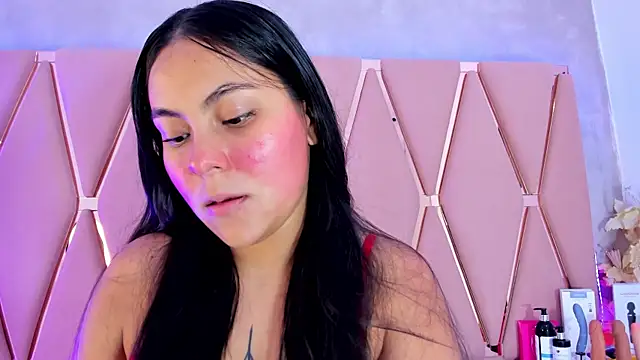 Emily Black1 online show from 10/30/25, 11:45