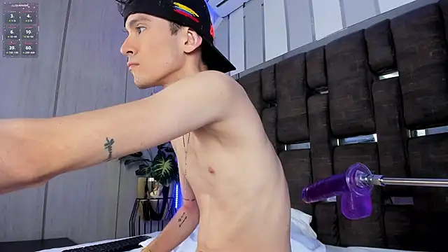 ValentinoMoreti online show from 09/26/25, 02:24