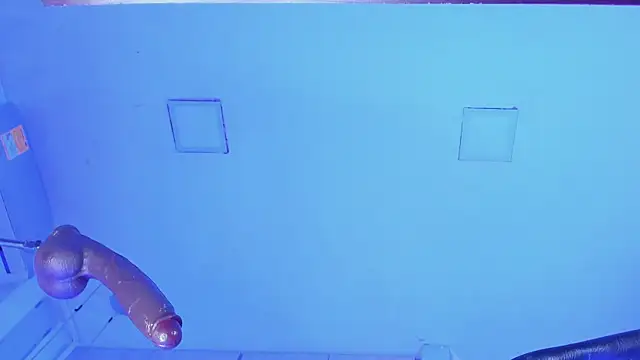 ValentinoMoreti online show from 11/23/25, 06:12