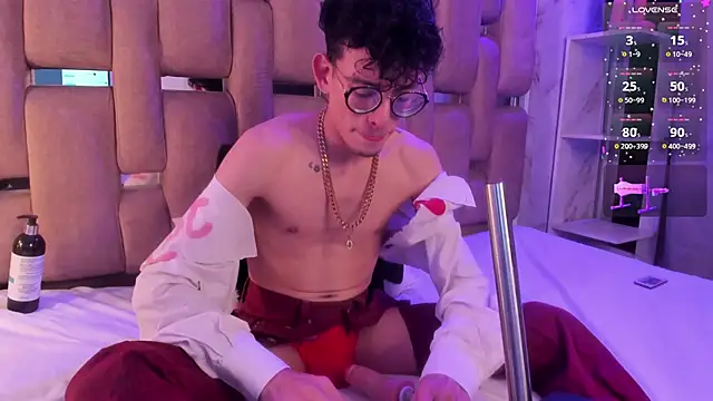 ValentinoMoreti online show from 03/14/25, 05:05