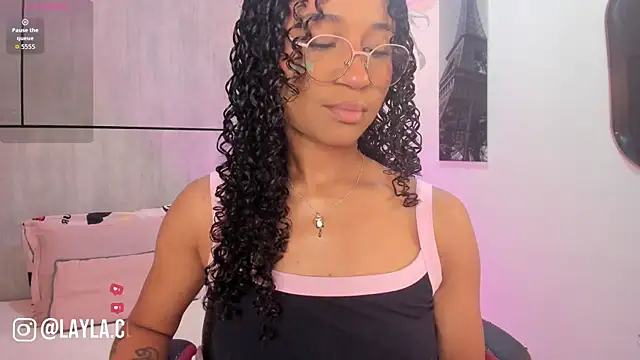 Layla Clarke online show from 03/30/26, 04:03