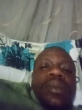 Snapshot of Bobbymotseki chatting on 08/04/26, 04:44 Bobbymotseki online show from 08/04/26, 04:44