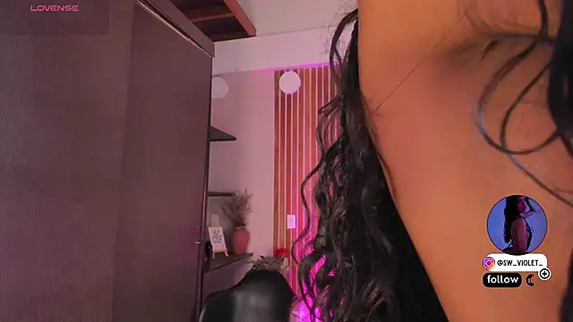 Snapshot of sweetviolet__ chatting on 05/22/26, 12:36 sweetviolet online show from 05/22/26, 12:36
