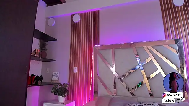 sweetviolet   online show from 11/20/25, 12:06