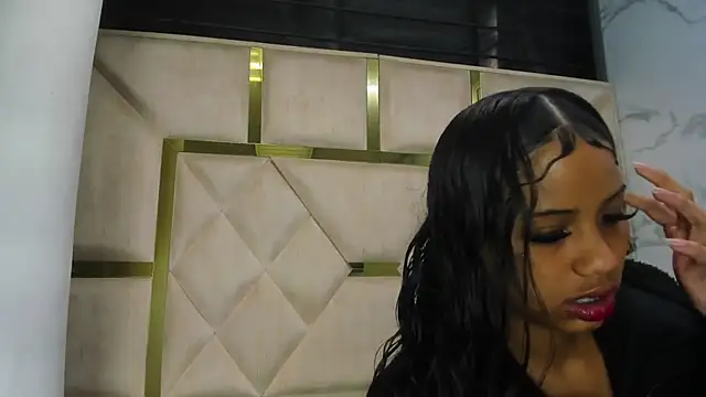 Kendall 6669 online show from 11/06/25, 01:04