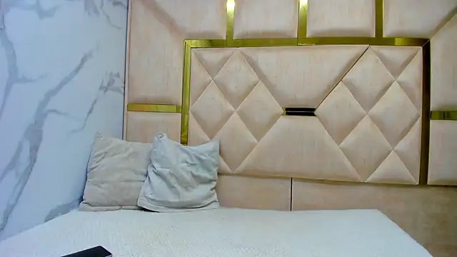 Kendall 6669 online show from 11/29/25, 01:11