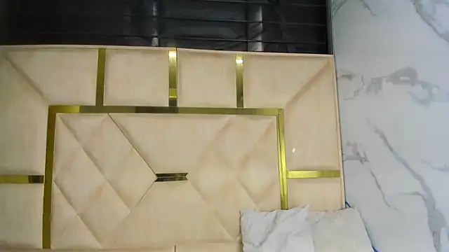 Kendall 6669 online show from 11/19/25, 12:49