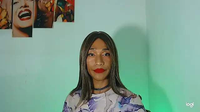 red veltet online show from 10/18/25, 09:28