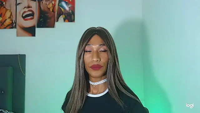 red veltet online show from 11/20/25, 09:04