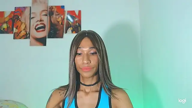 Snapshot of red_veltet chatting on 03/03/26, 10:28 red veltet online show from 03/03/26, 10:28