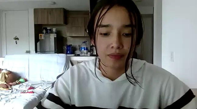  luna 777 online show from 02/24/25, 08:25