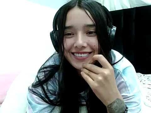  luna 777 online show from 10/20/25, 12:24