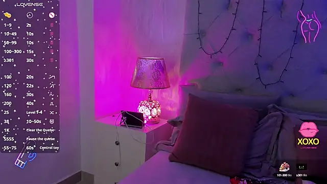 goth tasha online show from 10/11/25, 08:10