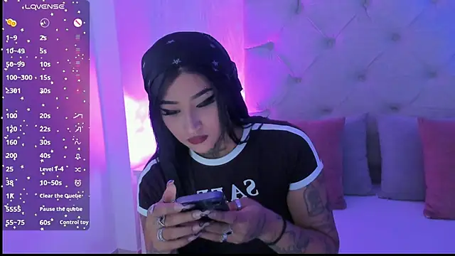 Snapshot of goth_tasha chatting on 05/20/26, 12:35 goth tasha online show from 05/20/26, 12:35