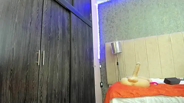 Snapshot of ava-am chatting on 01/17/26, 01:31 ava-am online show from 01/17/26, 01:31