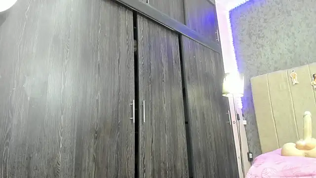 ava-am online show from 12/22/25, 02:11