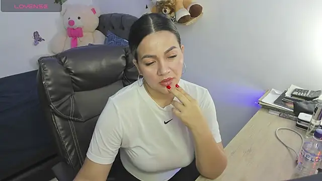 chanell  toledo online show from 05/21/26, 04:43