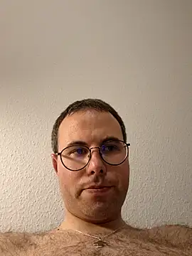 Simonudist online show from 12/18/25, 09:07