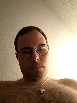 Simonudist online show from 02/04/26, 10:27