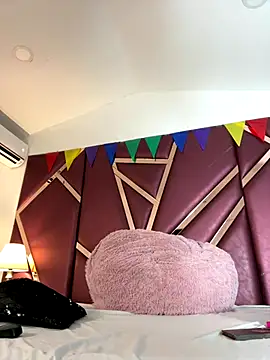 DanielaMedinaa online show from 10/05/25, 08:32