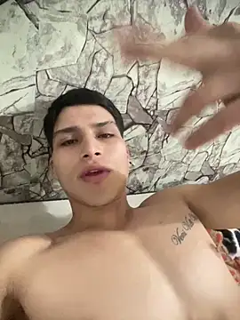 Snapshot of MaxxxSteil chatting on 03/10/25, 06:05 MaxxxSteil online show from 03/10/25, 06:05