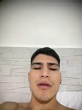 Snapshot of MaxxxSteil chatting on 03/17/25, 03:40 MaxxxSteil online show from 03/17/25, 03:40